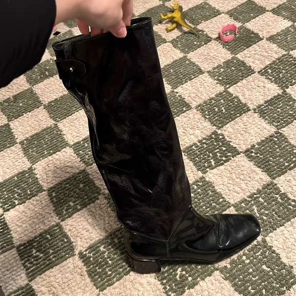 Stuart Weitzman black patent leather square toe boots - Picture 3 of 8